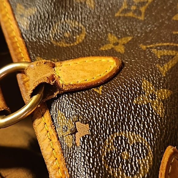 Make An Offer On This Louis Vuitton Monogram Canvas Batignolles! Authentic! - Picture 11 of 12